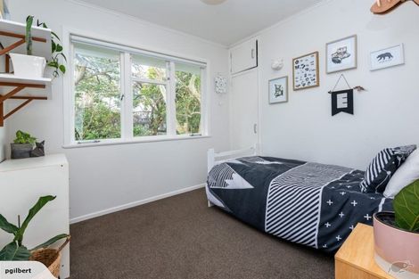 Photo of property in 2/12 Howe Street, Howick, Auckland, 2014