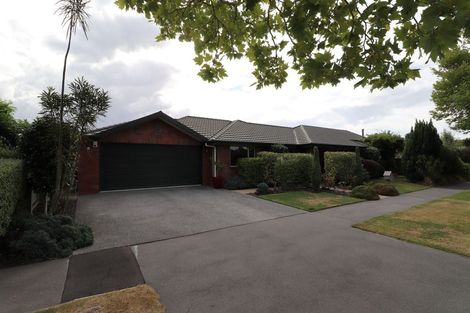 Photo of property in 14 Coolspring Way, Redwood, Christchurch, 8051