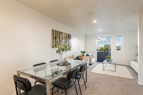 Photo of property in 13 Albionvale Road, Glen Eden, Auckland, 0602