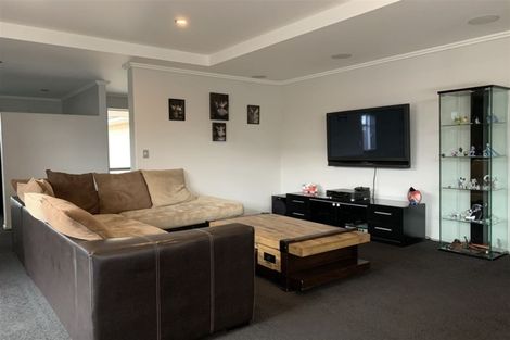 Photo of property in 7 Whakatipu Street, Pegasus, 7612