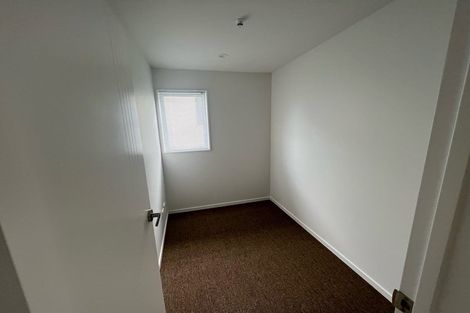 Photo of property in 11a Crestview Rise, Papakura, 2110