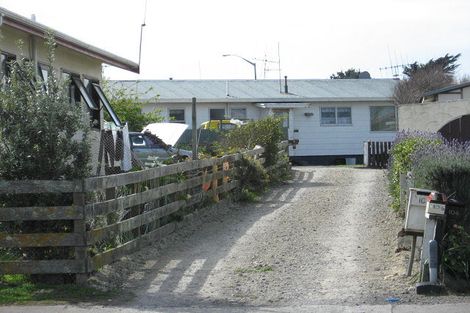Photo of property in 108 Hinau Street, Castlecliff, Whanganui, 4501