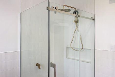 Photo of property in 62 Opawa Road, Waltham, Christchurch, 8023