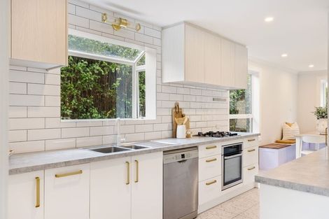 Photo of property in 19 Belfield Street, Dallington, Christchurch, 8061