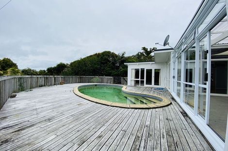 Photo of property in 156 Bleakhouse Road, Mellons Bay, Auckland, 2014