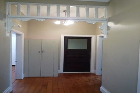 Photo of property in 19 Royal Street, Berhampore, Wellington, 6023