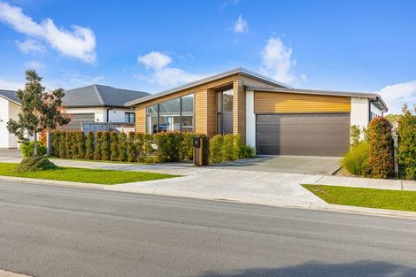 Photo of property in 74 Vinistra Road, Huapai, Kumeu, 0810