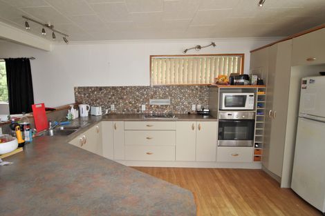 Photo of property in 4 View Road, Bridge Hill, Alexandra, 9320