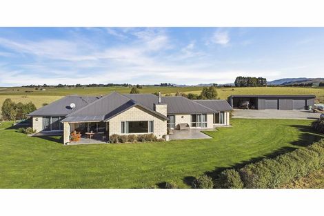 Photo of property in 1153 Rolling Ridges Road, Levels Valley, Timaru, 7975