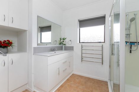 Photo of property in 6b Esmeralda Street, Welcome Bay, Tauranga, 3112