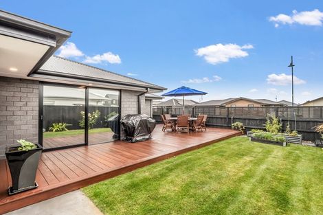 Photo of property in 4 Hapua Lane, Pegasus, 7612