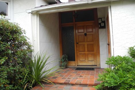 Photo of property in 33 Rhodes Street, Waimate, 7924