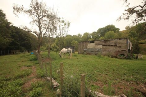 Photo of property in 1084 Kanakanaia Road, Whatatutu, Te Karaka, 4091