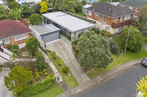 Photo of property in 13 James Evans Drive, Northcote, Auckland, 0627