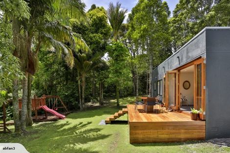 Photo of property in 363 Titirangi Road, Titirangi, Auckland, 0604