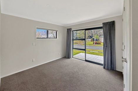 Photo of property in 32 Te Iwiheke Place, Turangi, 3334