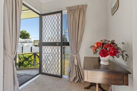 Photo of property in 3/21 Dublin Street, Martinborough, 5711