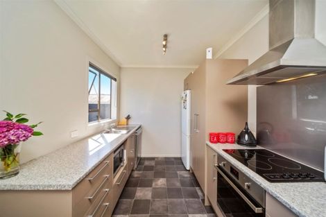 Photo of property in 37 Burns Street, Hawera, 4610