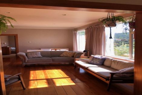Photo of property in 2 Fernhill Terrace, Wadestown, Wellington, 6012