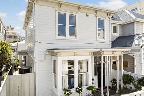 Photo of property in 4 Hobson Street, Thorndon, Wellington, 6011