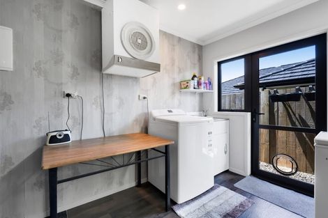 Photo of property in 20a Estate Grove, Inglewood, 4330