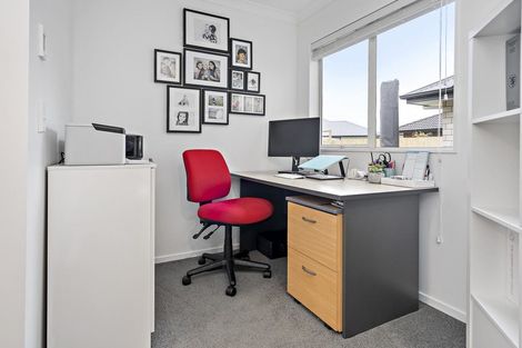 Photo of property in 13 Twin Willow Close, Cambridge, 3434