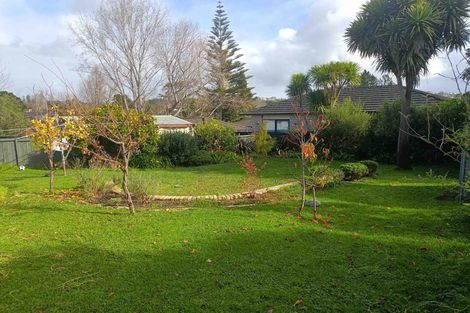 Photo of property in 38 Kelkirk Street, Kelston, Auckland, 0602