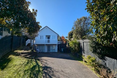 Photo of property in 11 Cintra Place, Glen Innes, Auckland, 1072