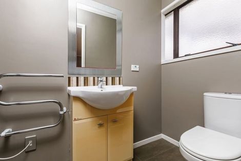 Photo of property in 1/36 Quebec Road, Milford, Auckland, 0620