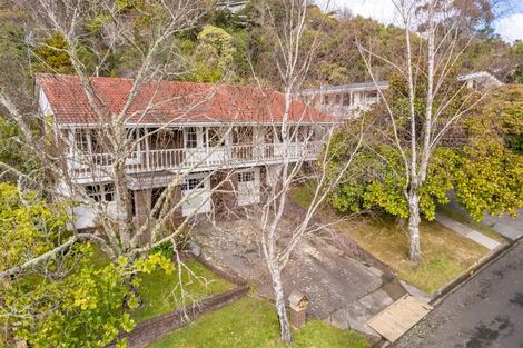 Photo of property in 28 Chichester Drive, Pinehaven, Upper Hutt, 5019