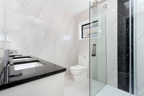 Photo of property in 201 Captain Springs Road, Onehunga, Auckland, 1061