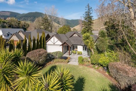 Photo of property in 25 Montebello Avenue, Stoke, Nelson, 7011