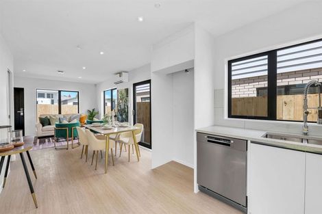 Photo of property in 451e Massey Road, Mangere East, Auckland, 2024