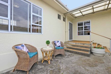 Photo of property in 413 Burnett Street, Mahora, Hastings, 4120