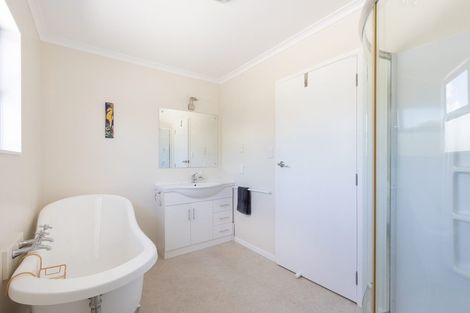 Photo of property in 127b Oruawharo Road, Topuni, Wellsford, 0975