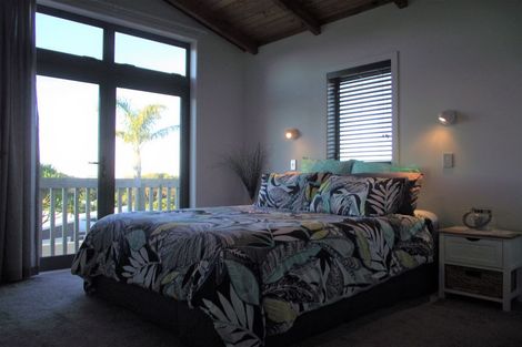 Photo of property in 30 Reo Crescent, Waihi Beach, 3611