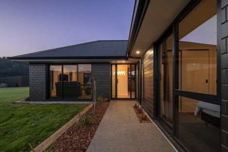 Photo of property in Koromiko Airpark, 4 Sirocco Place, Koromiko, Blenheim, 7273