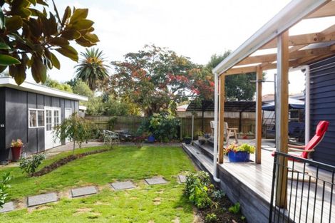 Photo of property in 7 Galway Avenue, Hokowhitu, Palmerston North, 4410