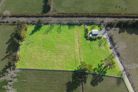 Photo of property in 124a Boord Crescent, Kumeu, 0891