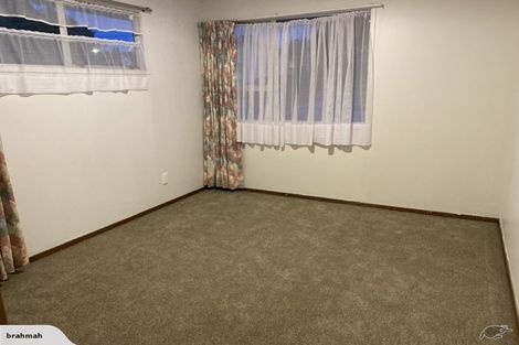Photo of property in 16 Penfold Place, Henderson, Auckland, 0610