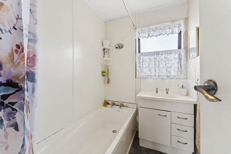 Photo of property in 113a Ryder Crescent, Levin, 5510