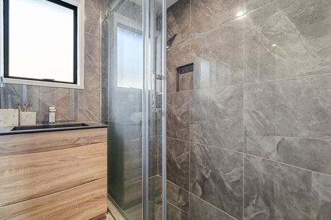 Photo of property in 1/47 Taitimu Drive, Weymouth, Auckland, 2103