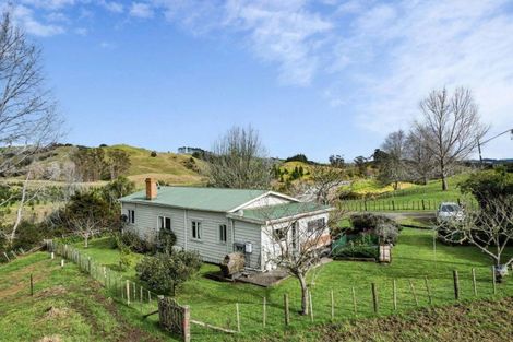 Photo of property in 2192 Omana Road, Pukehuia, Tangiteroria, 0381