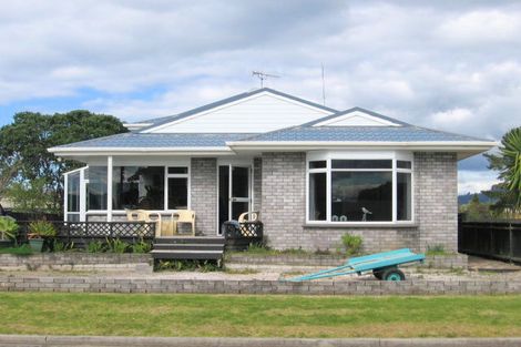 Photo of property in 605 Beach Road, Whangamata, 3620