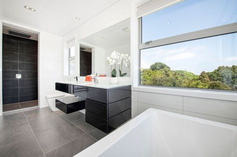 Photo of property in 824 Redoubt Road, Flat Bush, Auckland, 2019