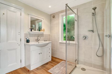 Photo of property in 42 Marion Street, Macandrew Bay, Dunedin, 9014