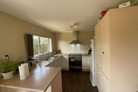 Photo of property in 1/11 Eulogy Place, Randwick Park, Auckland, 2105