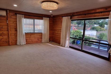 Photo of property in 56 Glennandrew Drive, Half Moon Bay, Auckland, 2012