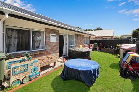 Photo of property in 42a Fitzroy Road, Fitzroy, New Plymouth, 4312