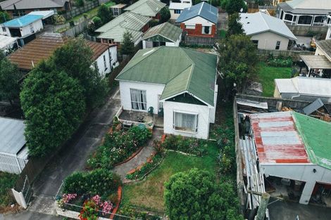 Photo of property in 24 Glasgow Street, Phillipstown, Christchurch, 8011